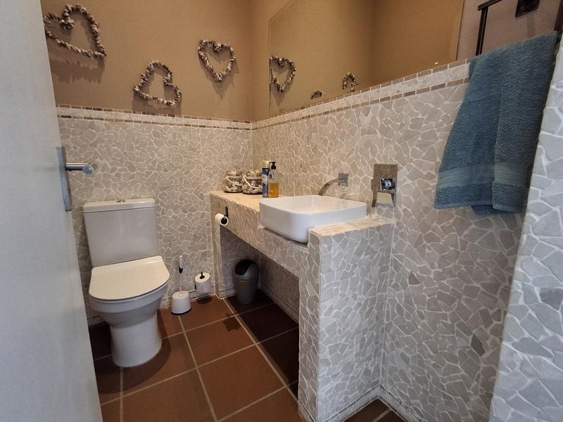 3 Bedroom Property for Sale in Flagship Western Cape